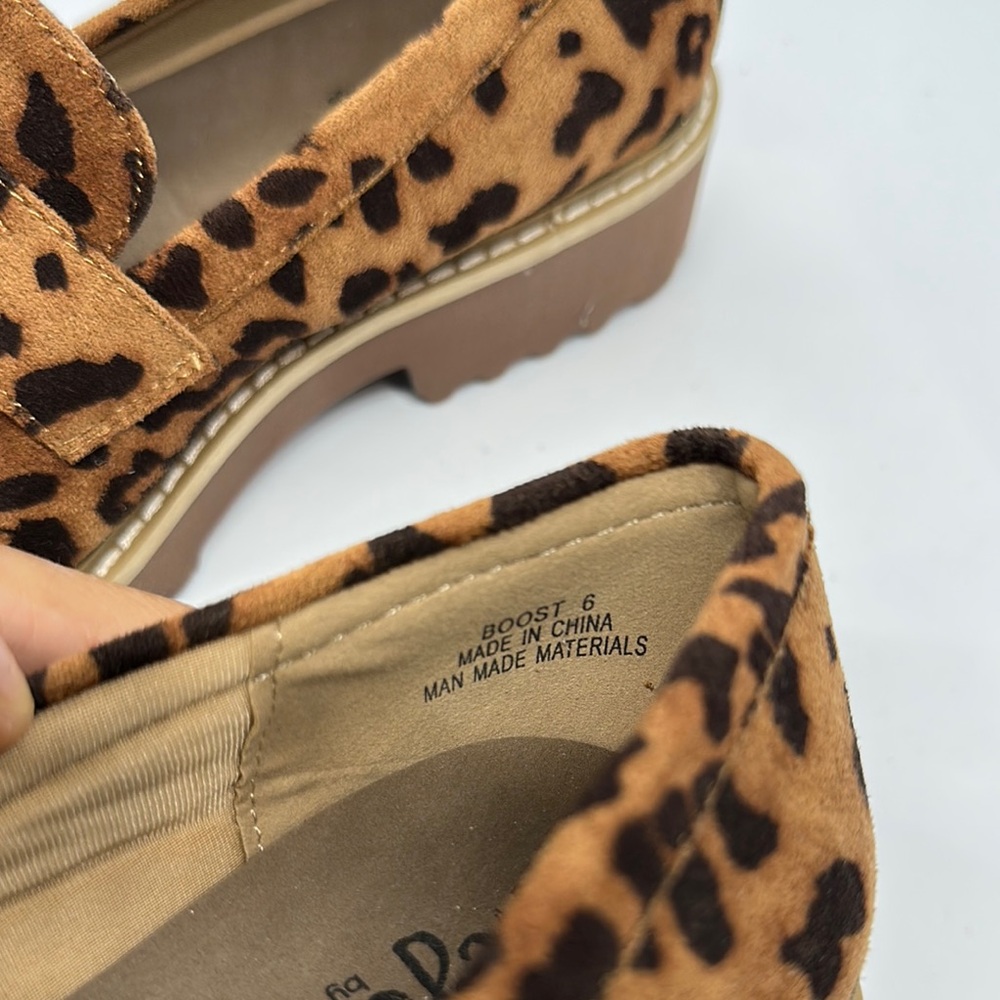 NWT Hey girls Leopard Print Loafers women’s Size 6 - Picture 7 of 9